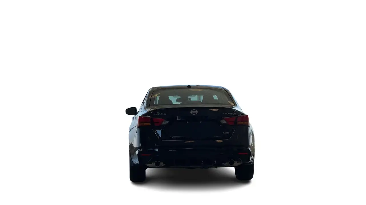 Nissan Altima снимка Nissan Altima