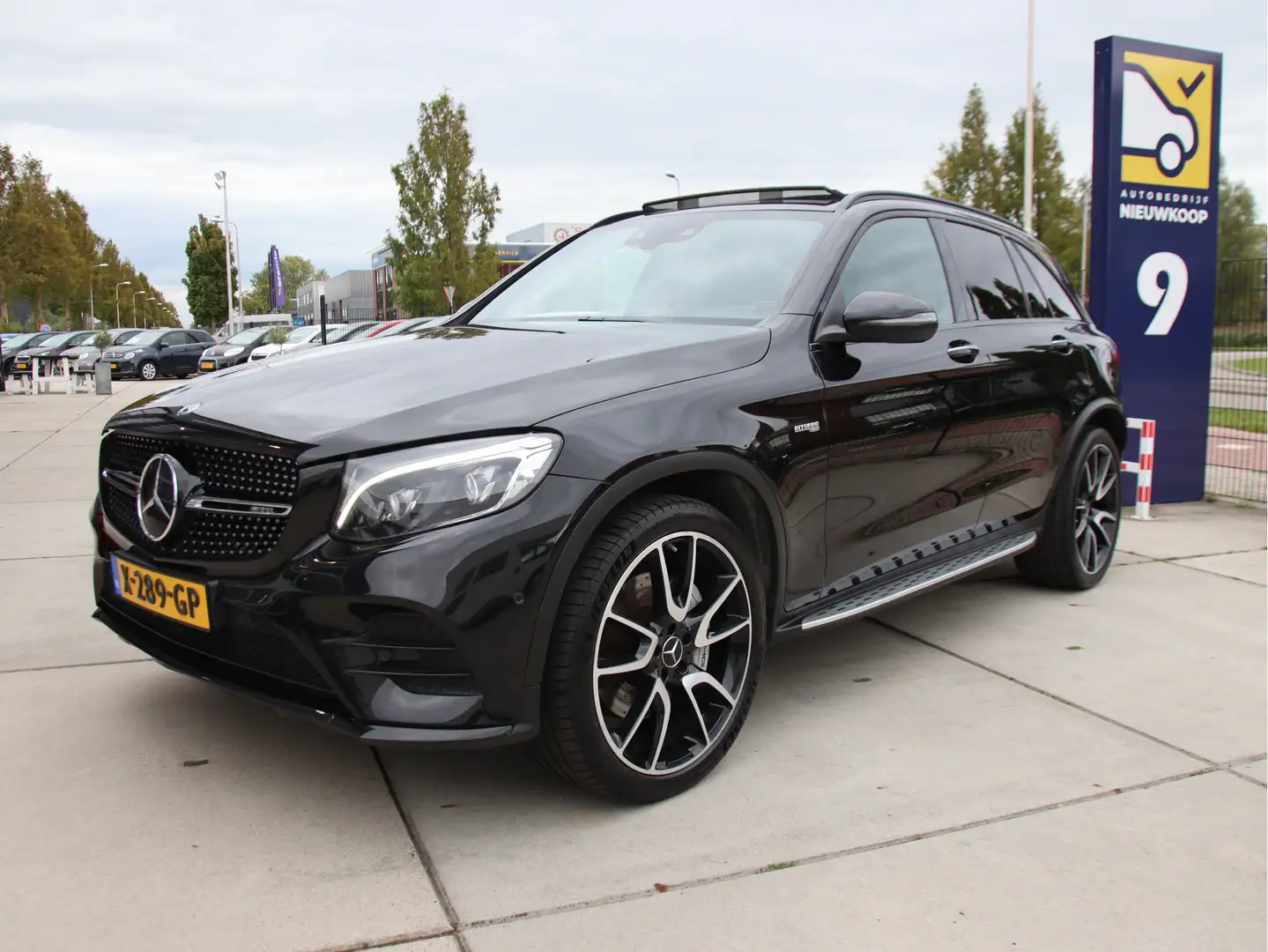 Mercedes-Benz GLC 43 AMG 4MATIC Pano, Leder, Burmester, Trekhaak Aanbieding Zwart - 1