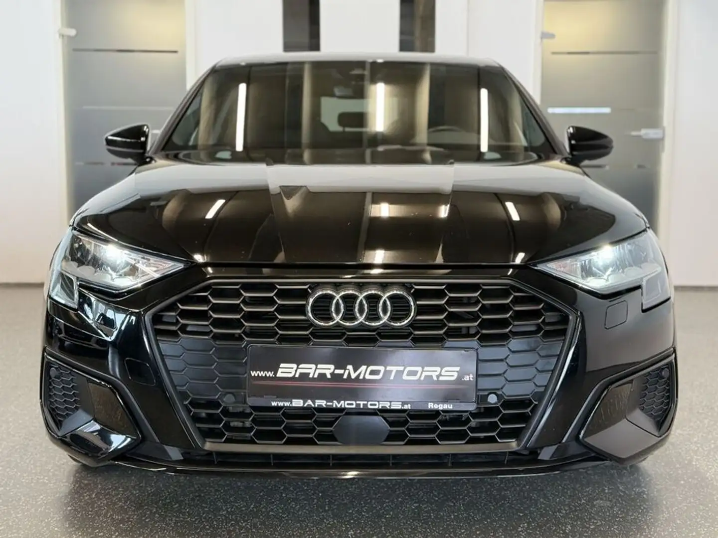 Audi A3 35 TFSI SPORT*LED*VIRTUAL*2-ZONEN*SHZ*CARPLAY* Zwart - 2