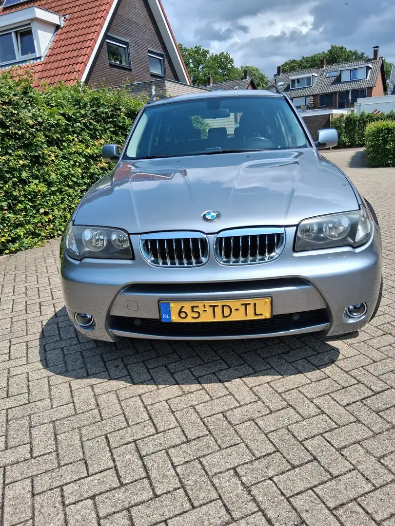 BMW X3 2.0i - 2