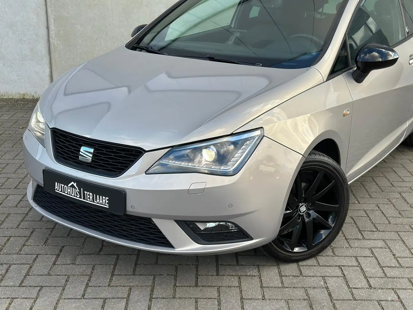 SEAT Ibiza SC 1.2 TSI 30 Years 17' FR Navi Camera Leder/alca Gri - 2
