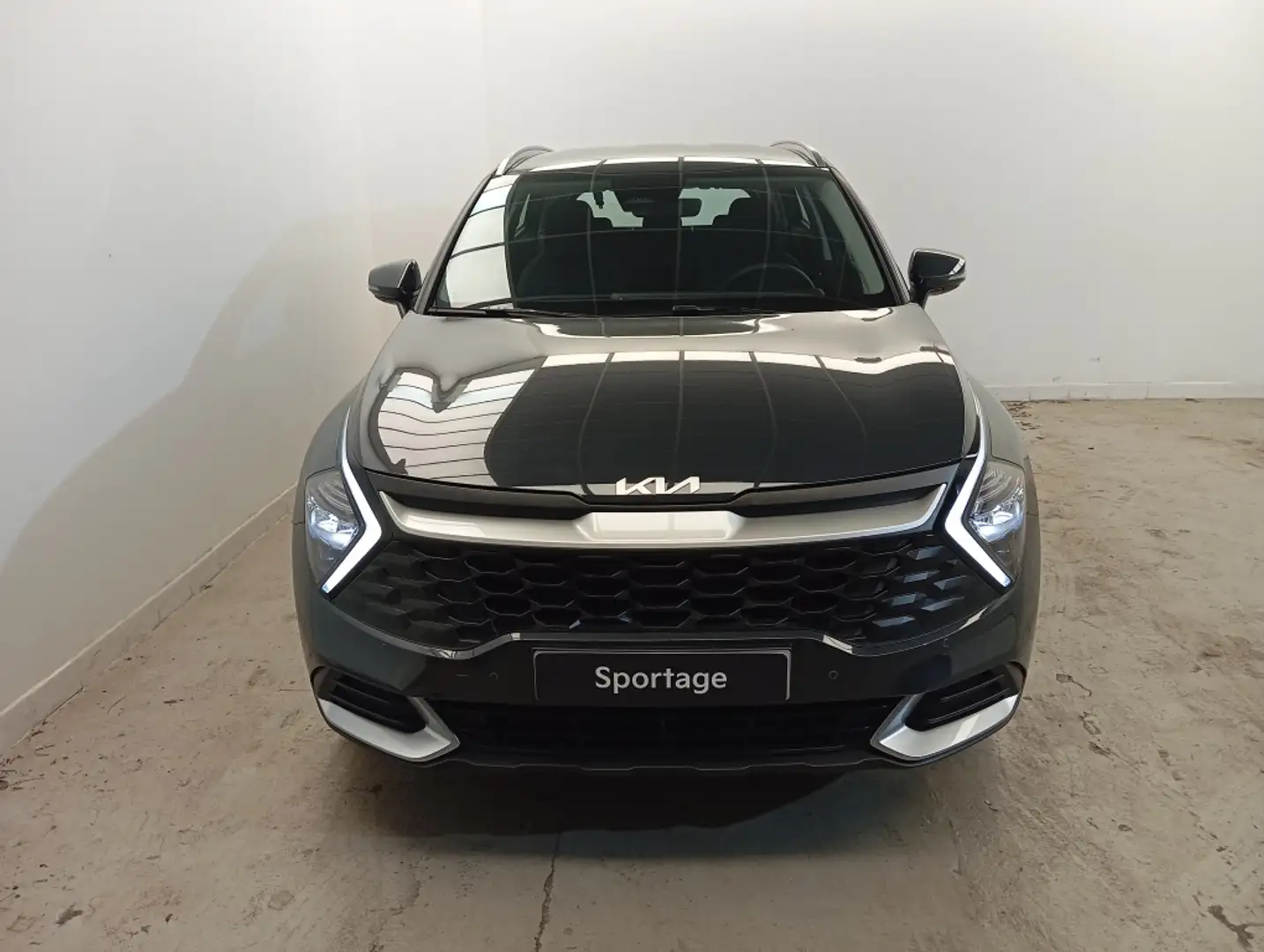 Kia Sportage 1.6 T-GDi MHEV Business DCT 4x2 160 Gris - 2