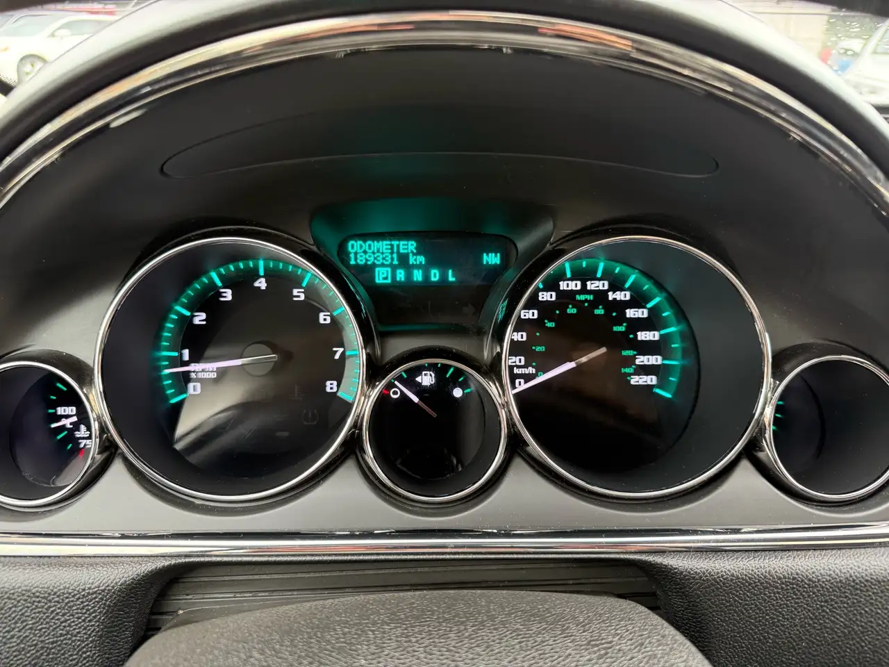 Buick Enclave снимка Buick Enclave