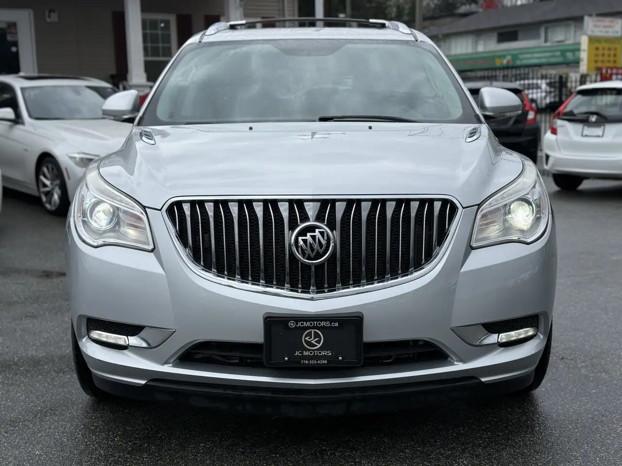 Buick Enclave снимка Buick Enclave