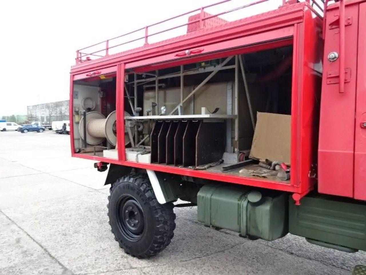 Unimog U1300L Feuerwehr Gerätewagen, foto 9