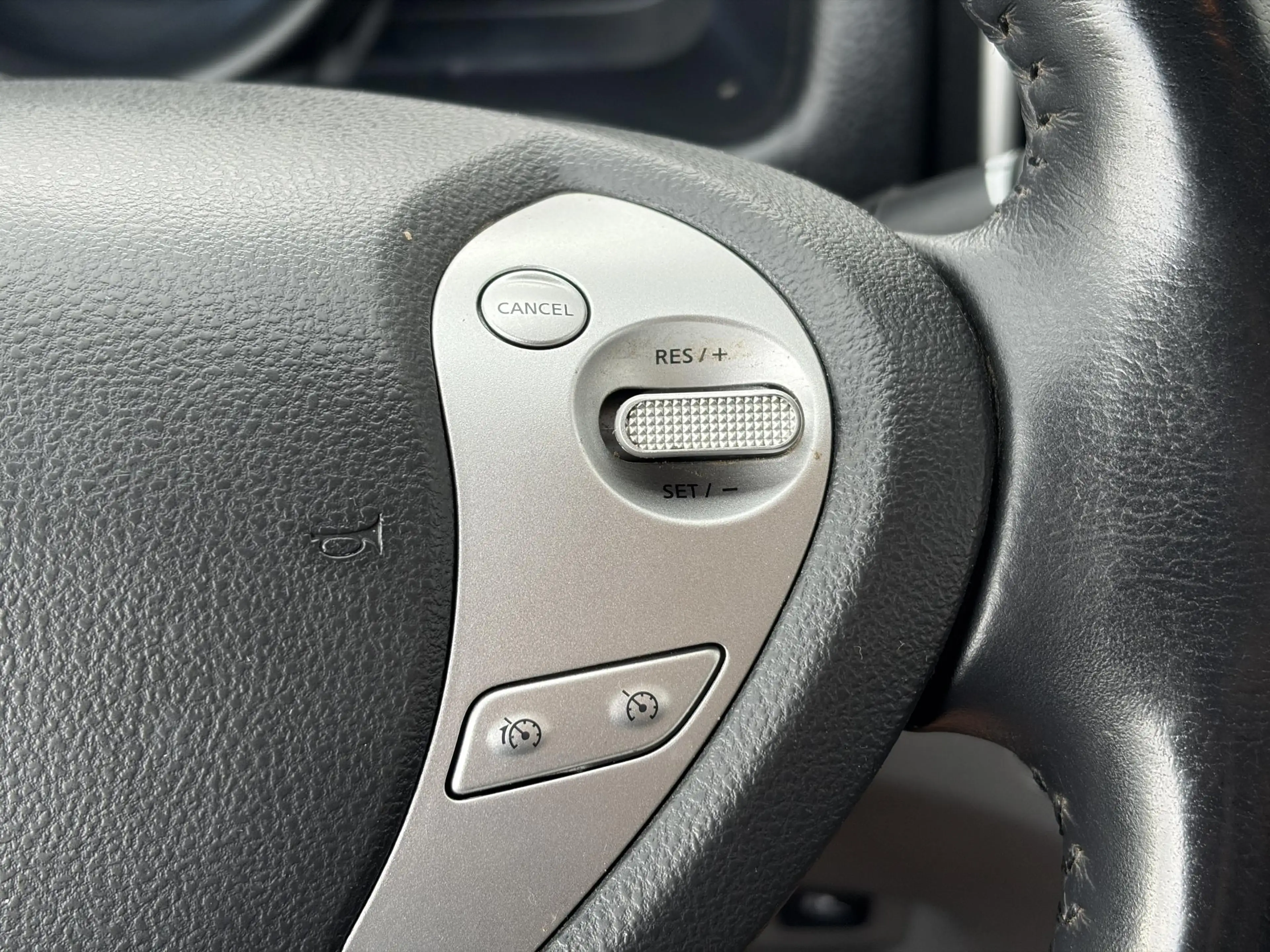 Nissan E-NV200 Business 40 kWh*ECC*CRUISE*HAAK*CAM*NAVI*KEYLESS* — photo 17