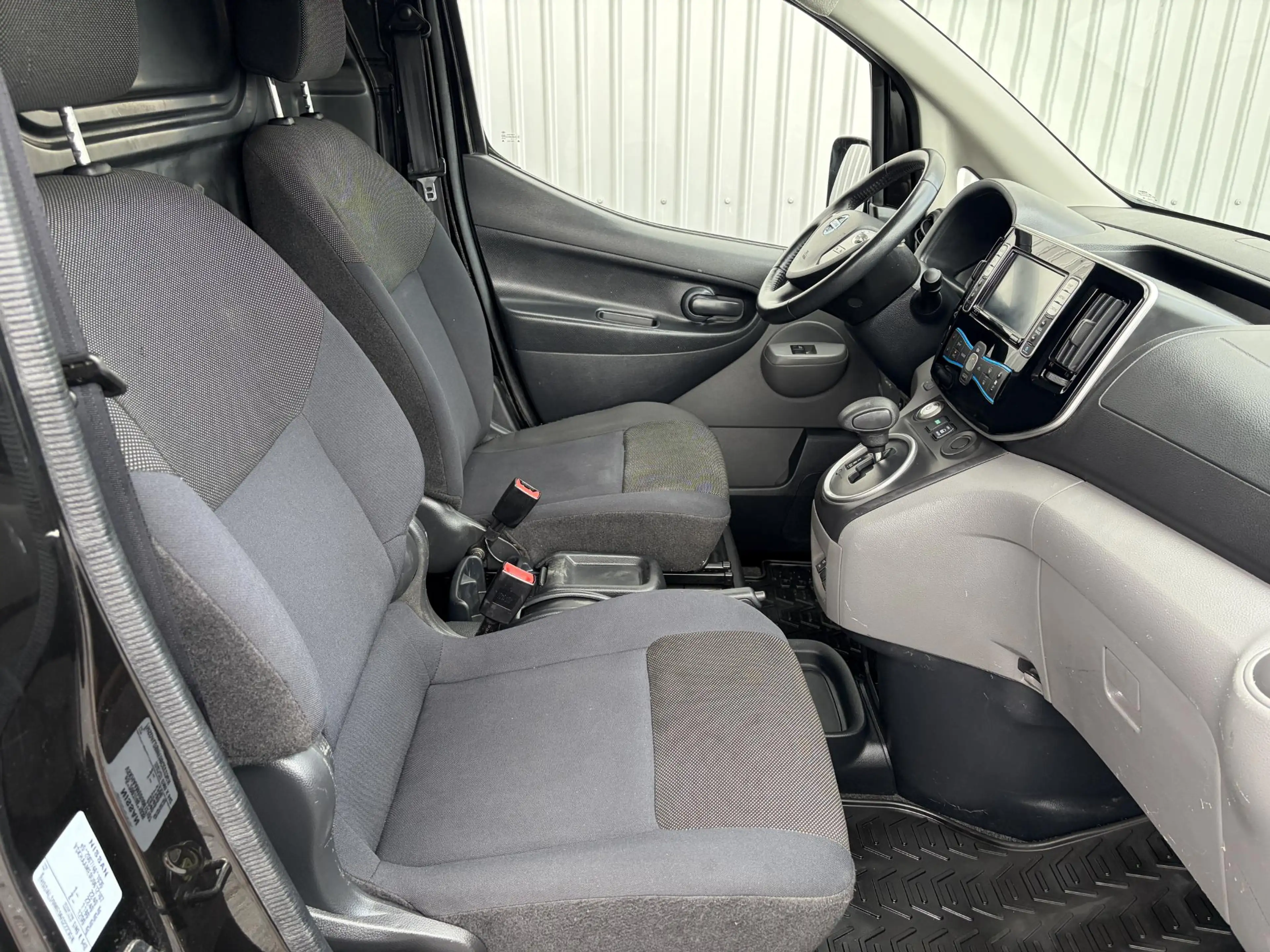 Nissan E-NV200 Business 40 kWh*ECC*CRUISE*HAAK*CAM*NAVI*KEYLESS* — photo 9