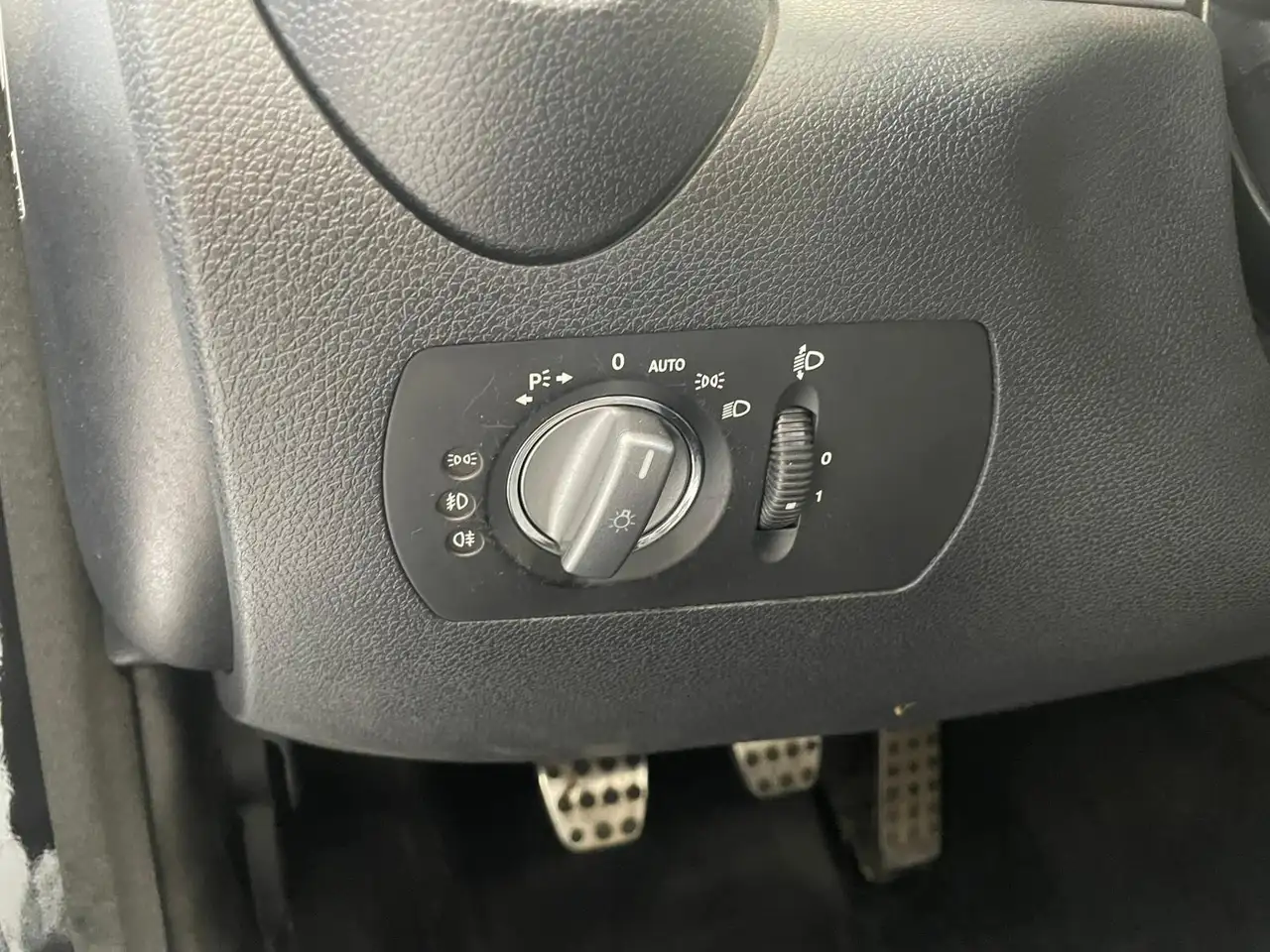 MERCEDES-BENZ SLK 200 KOMPRESSOR AMG*EFH*HARDTOP*KLIMA*SITZHZG | 163 ch | ARRIÈRE | BVM