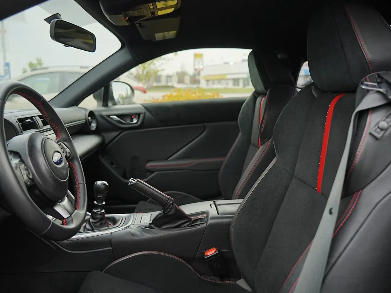 Subaru BRZ снимка Subaru BRZ
