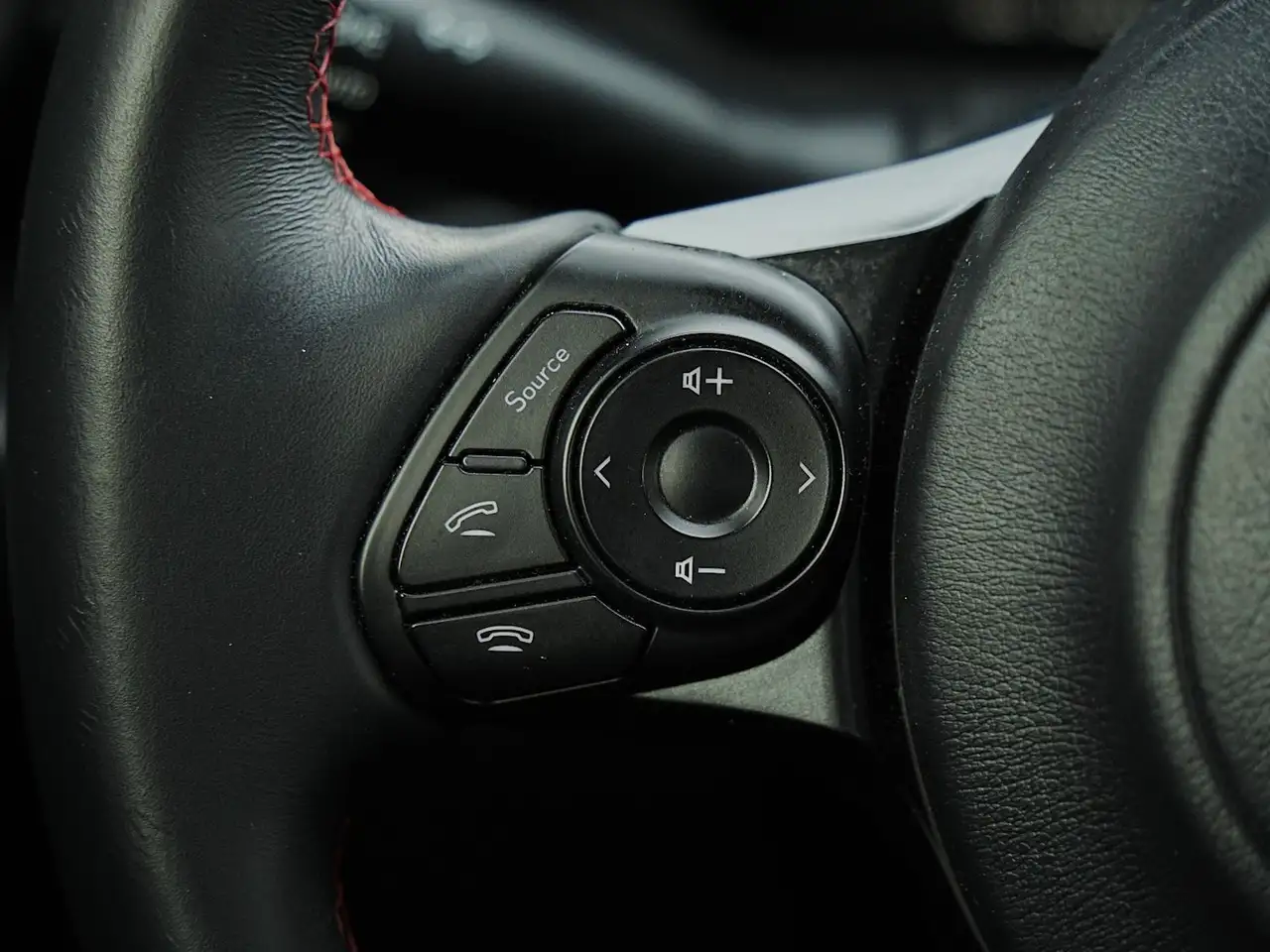 Subaru BRZ снимка Subaru BRZ