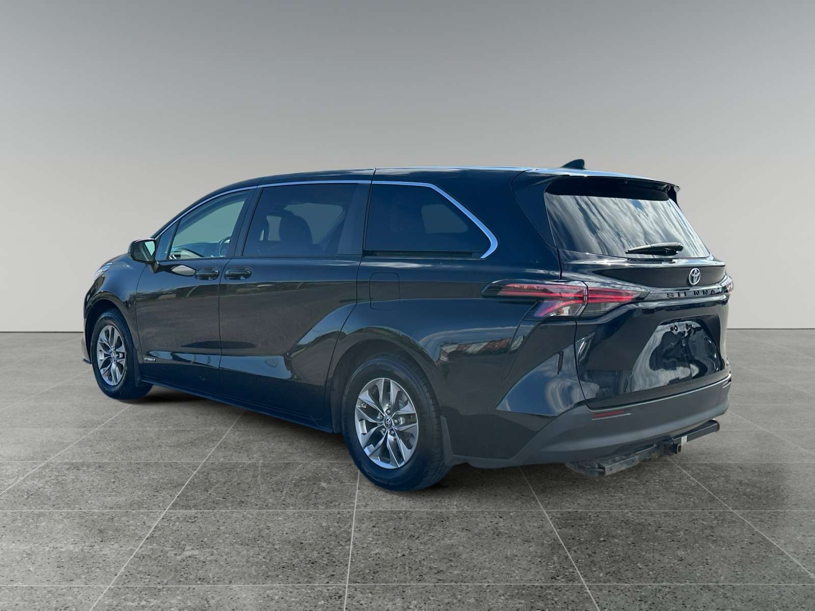 2021 Toyota Sienna Hybrid