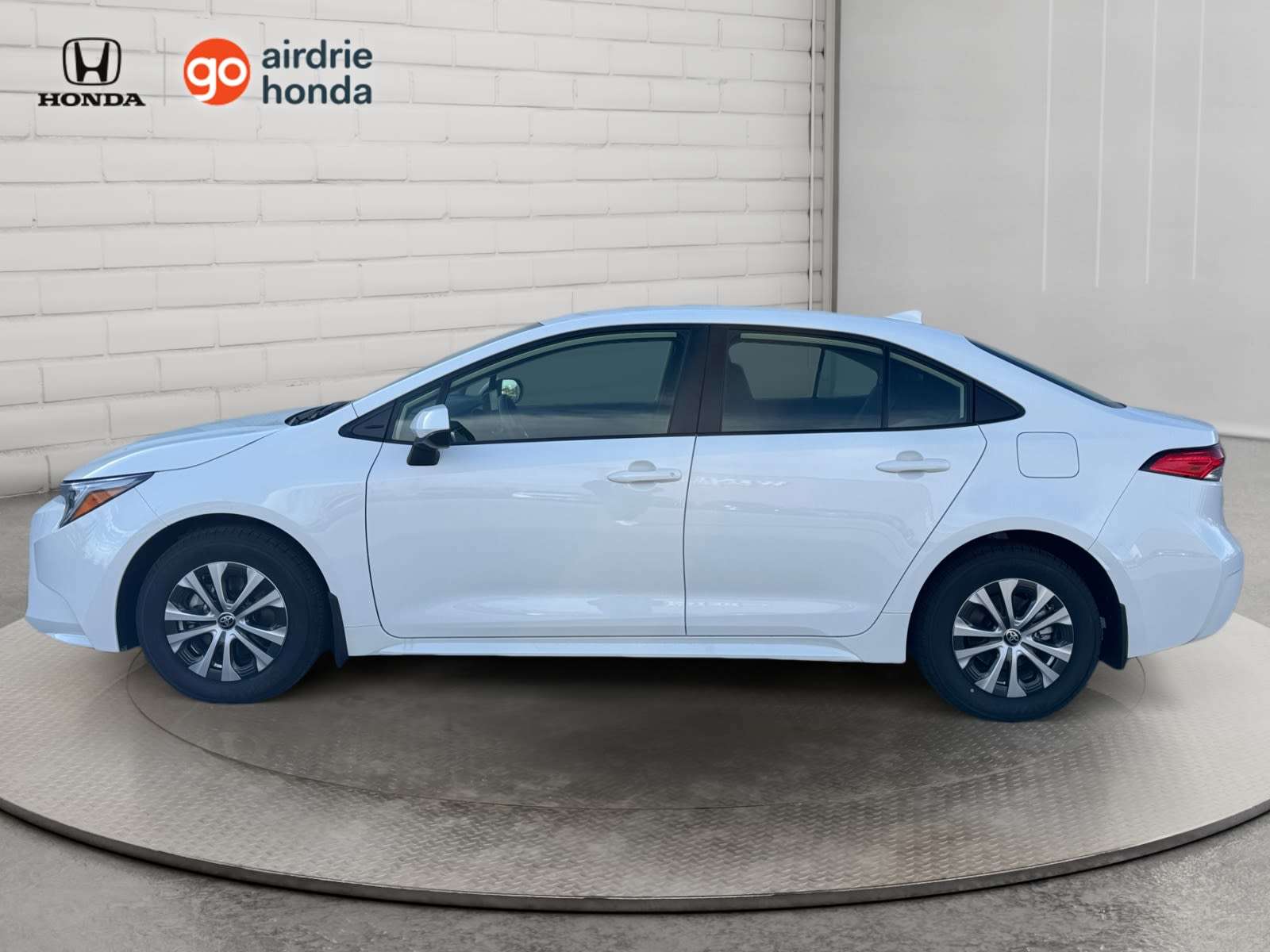 2027 Toyota Corolla Hybrid LE