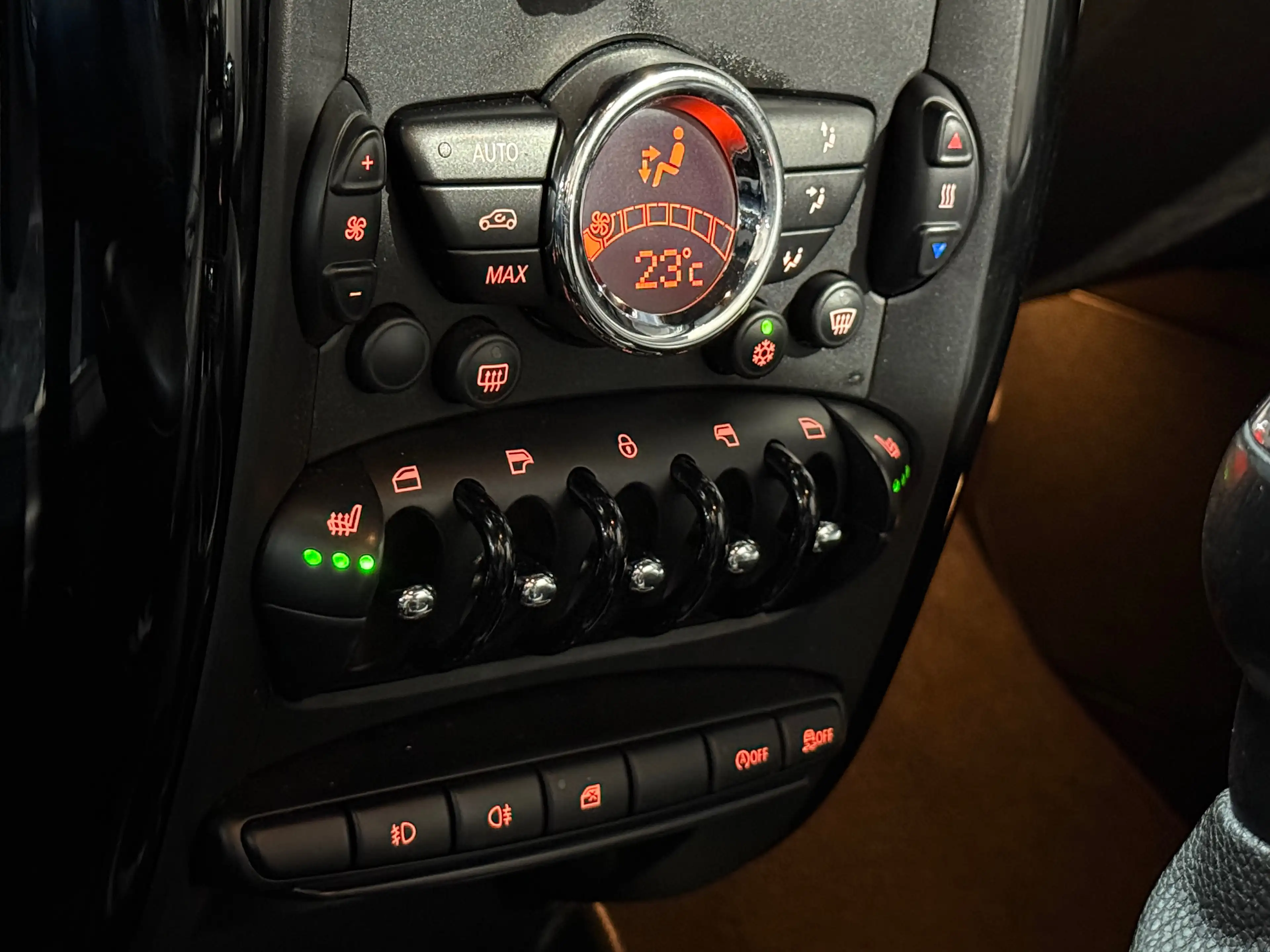 MINI Cooper D Countryman 1.6 D ALL4 DPF *GARANTIE 1 AN* — photo 11