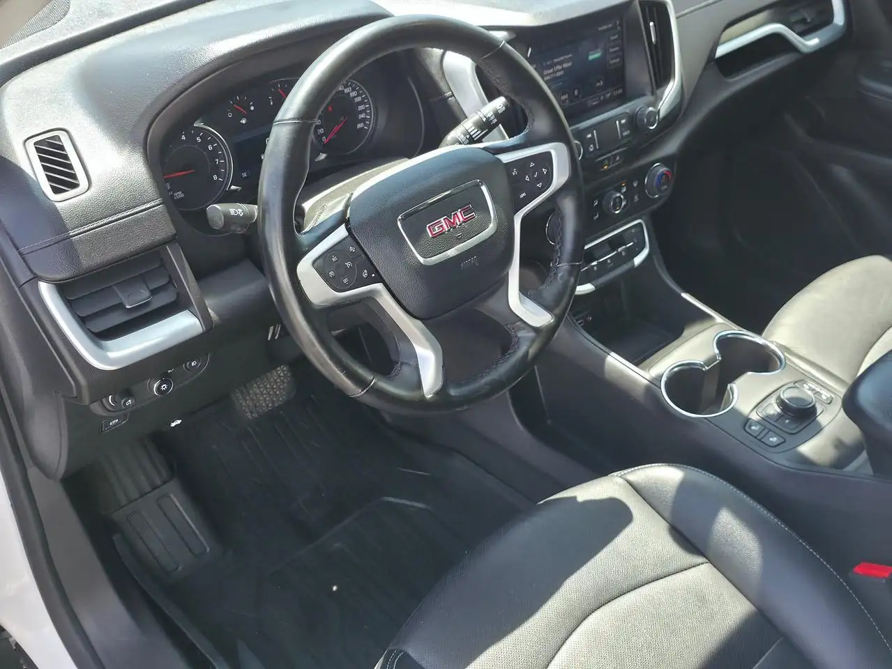GMC Terrain снимка GMC Terrain