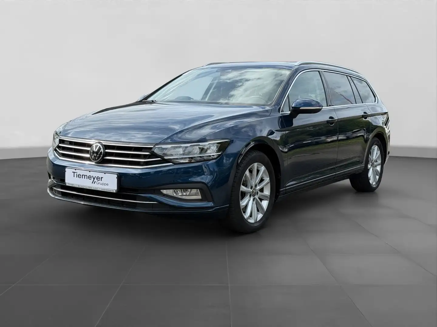 Volkswagen Passat Variant 1.5 TSI BUSINESS PANO NAVI LM17 Bleu - 2