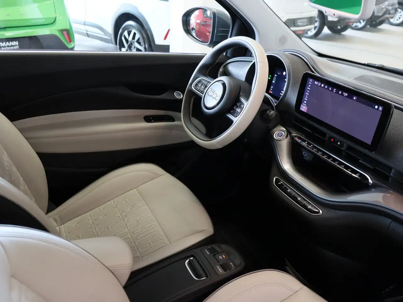 Fiat 500 E Neuer 500 la Prima*Panoramadach*CarPlay*SHZ*LED*, миниатюра 3