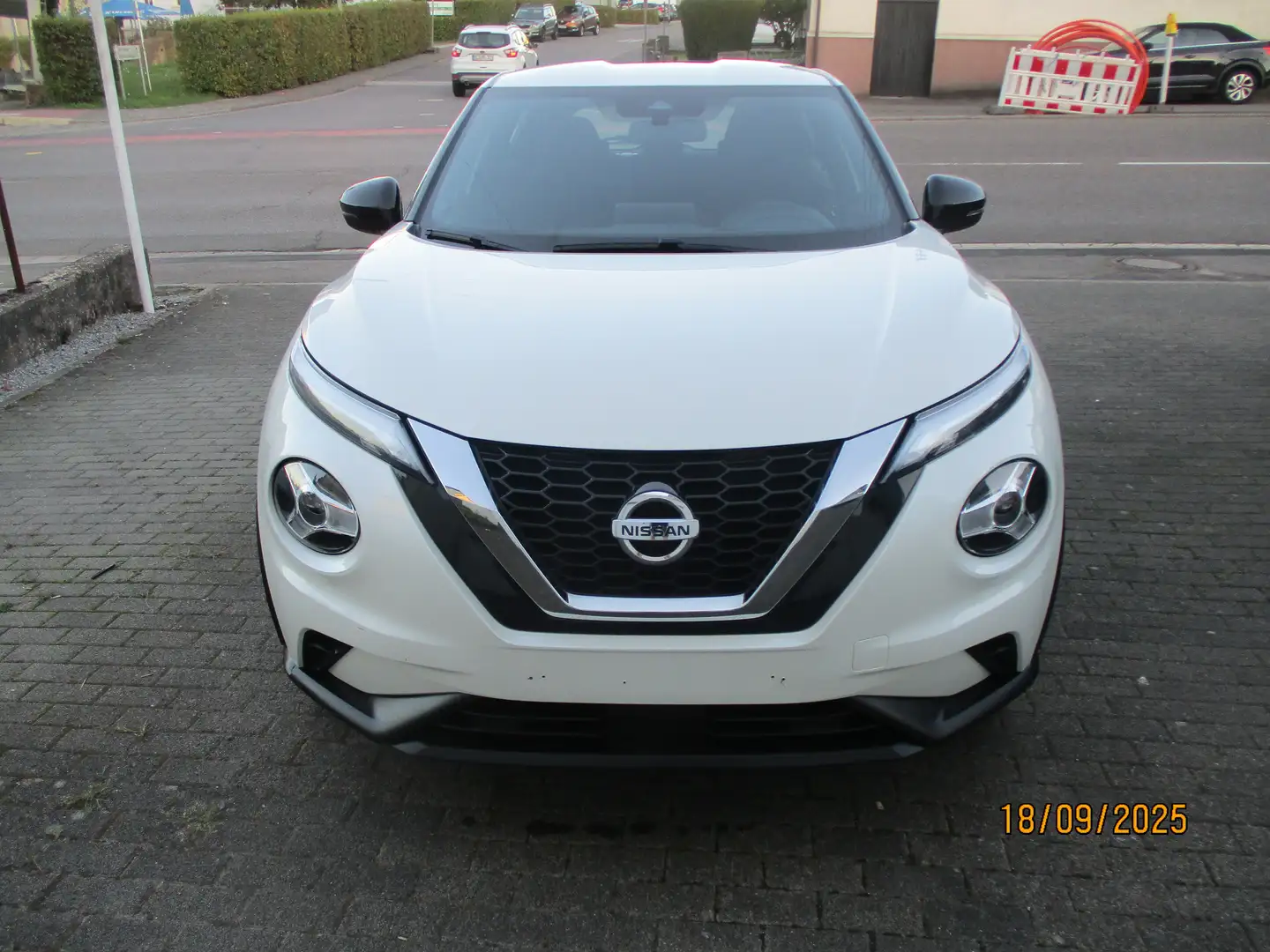 Nissan Juke Juke DIG-T 117 Acenta Bílá - 1