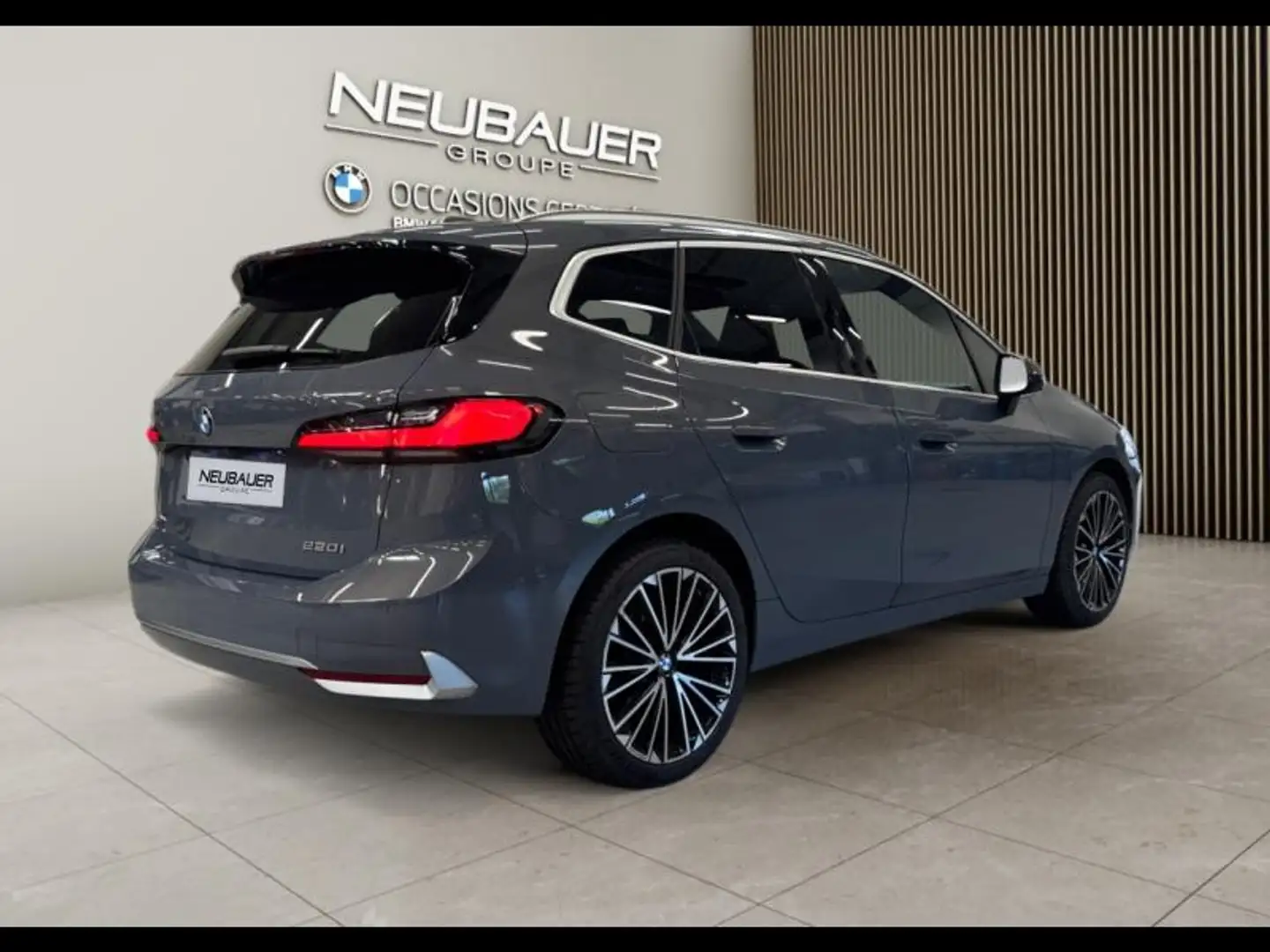 BMW 220 220i 170ch Luxury DKG7 Gris - 2