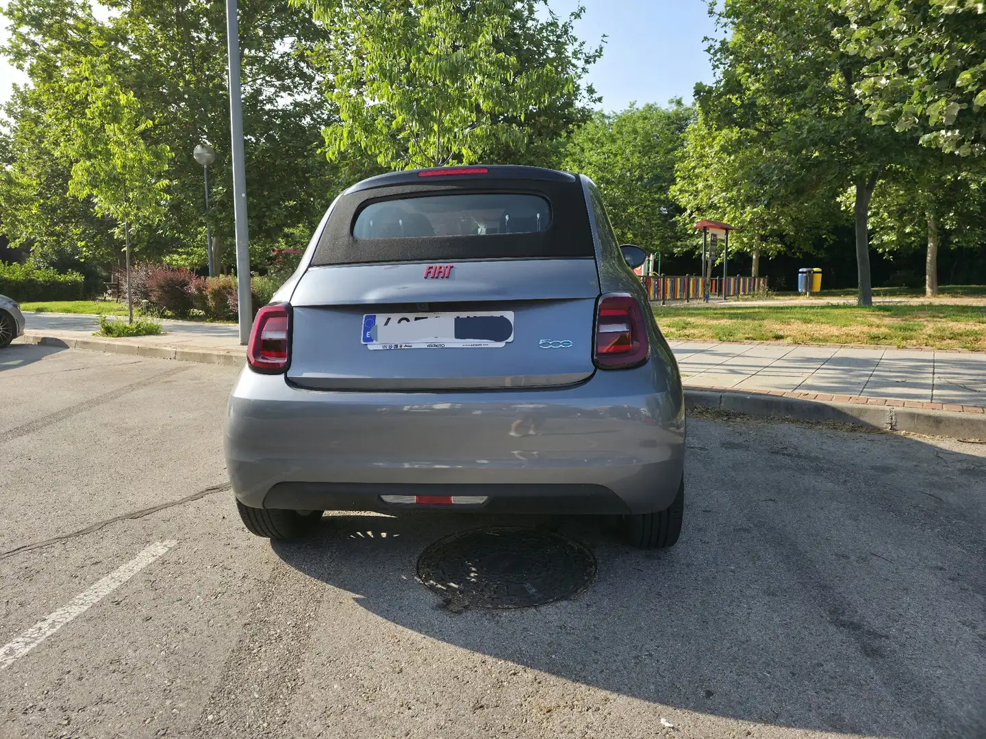 Fiat 500e versión Red - 2
