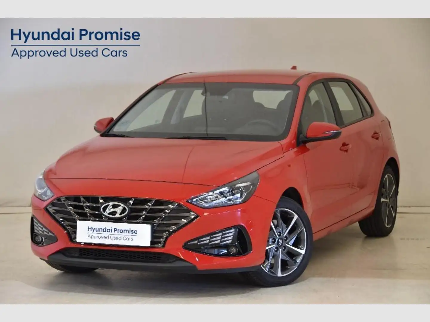 Hyundai i30 1.5 DPI Klass 96 Rojo - 1