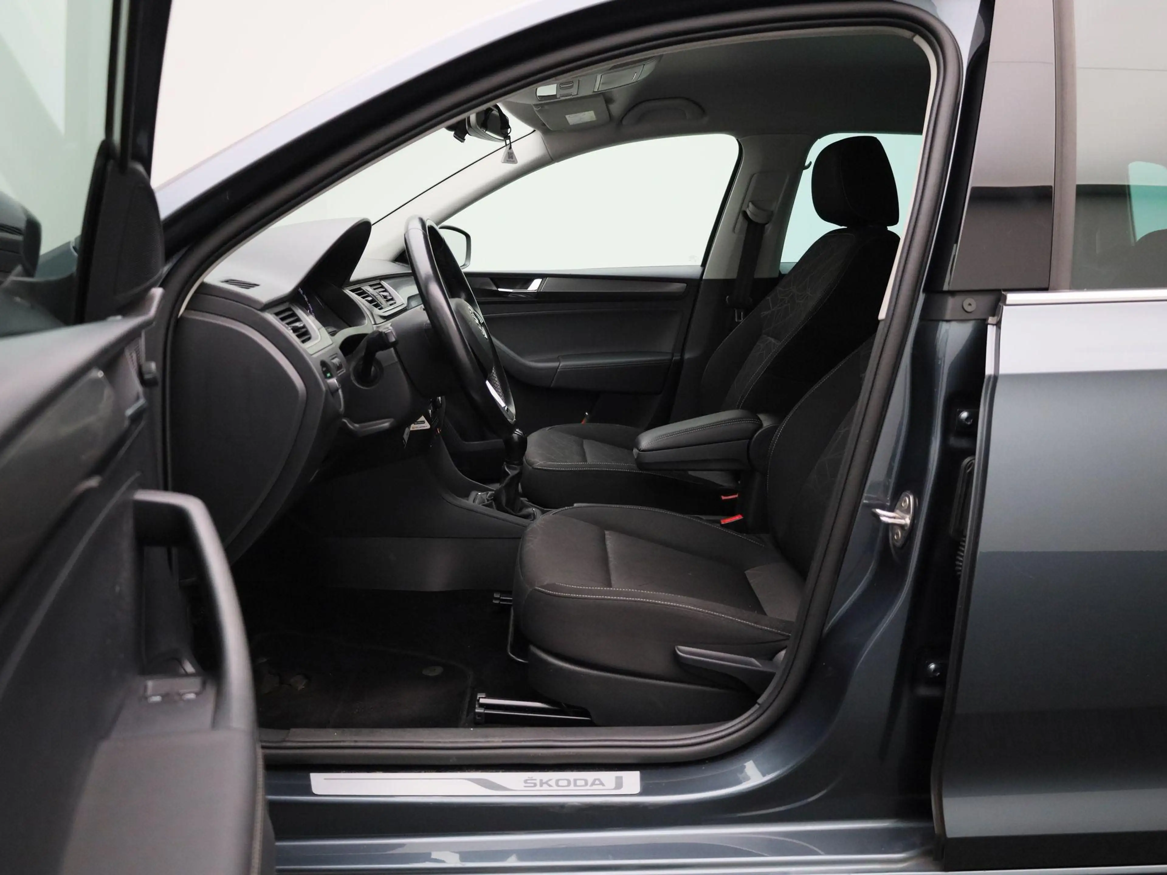 Skoda Rapid/Spaceback 1.0 TSI Greentech Clever | WORDT VERWACHT | — photo 9