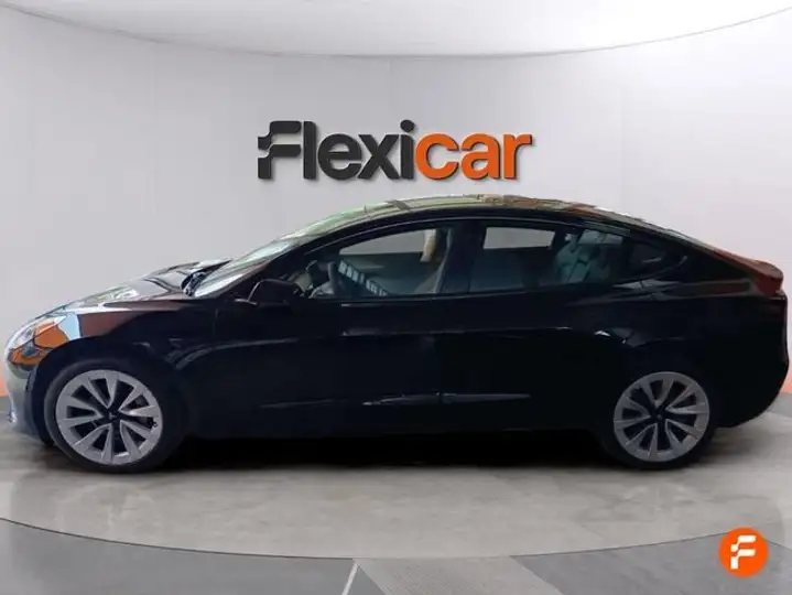 Tesla Model 3 2024, foto 4