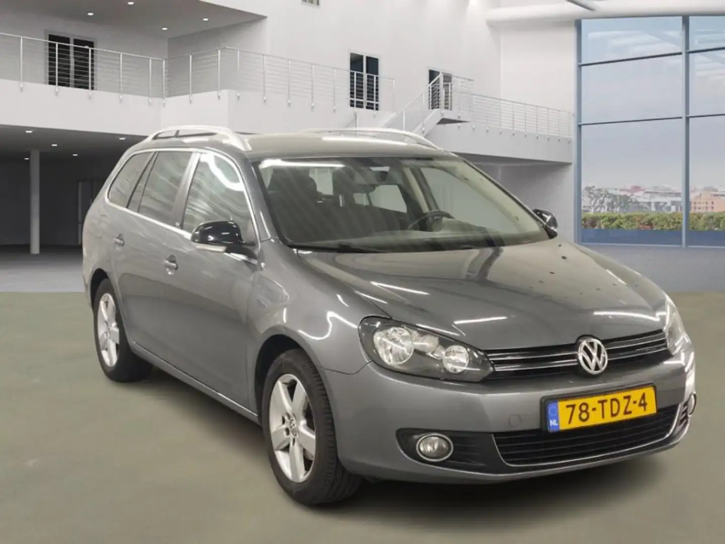 Volkswagen Golf Variant 1.2 TSI Style BlueMotion Gris - 2