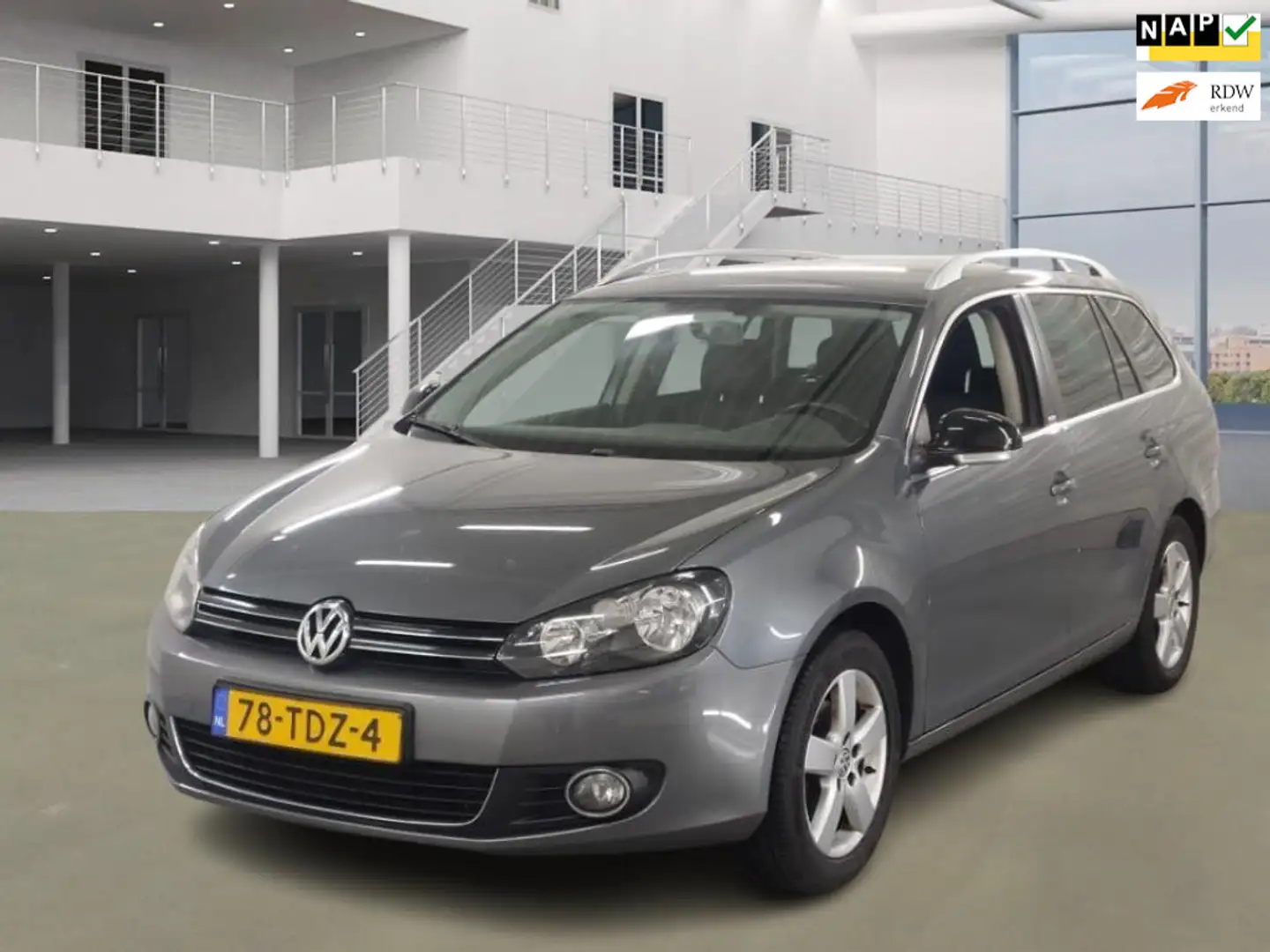 Volkswagen Golf Variant 1.2 TSI Style BlueMotion Gris - 1