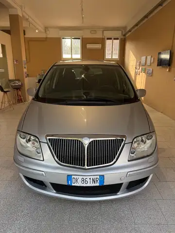 Lancia Phedra 2.0 mjt Platinum 136cv dpf