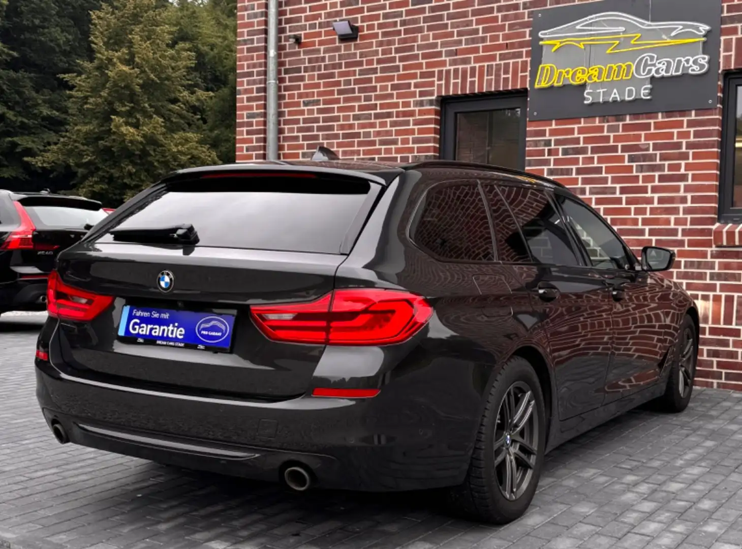 BMW 530 d M-Paket Sport Line Virtual*Pano*Leder*RFK Grau - 2
