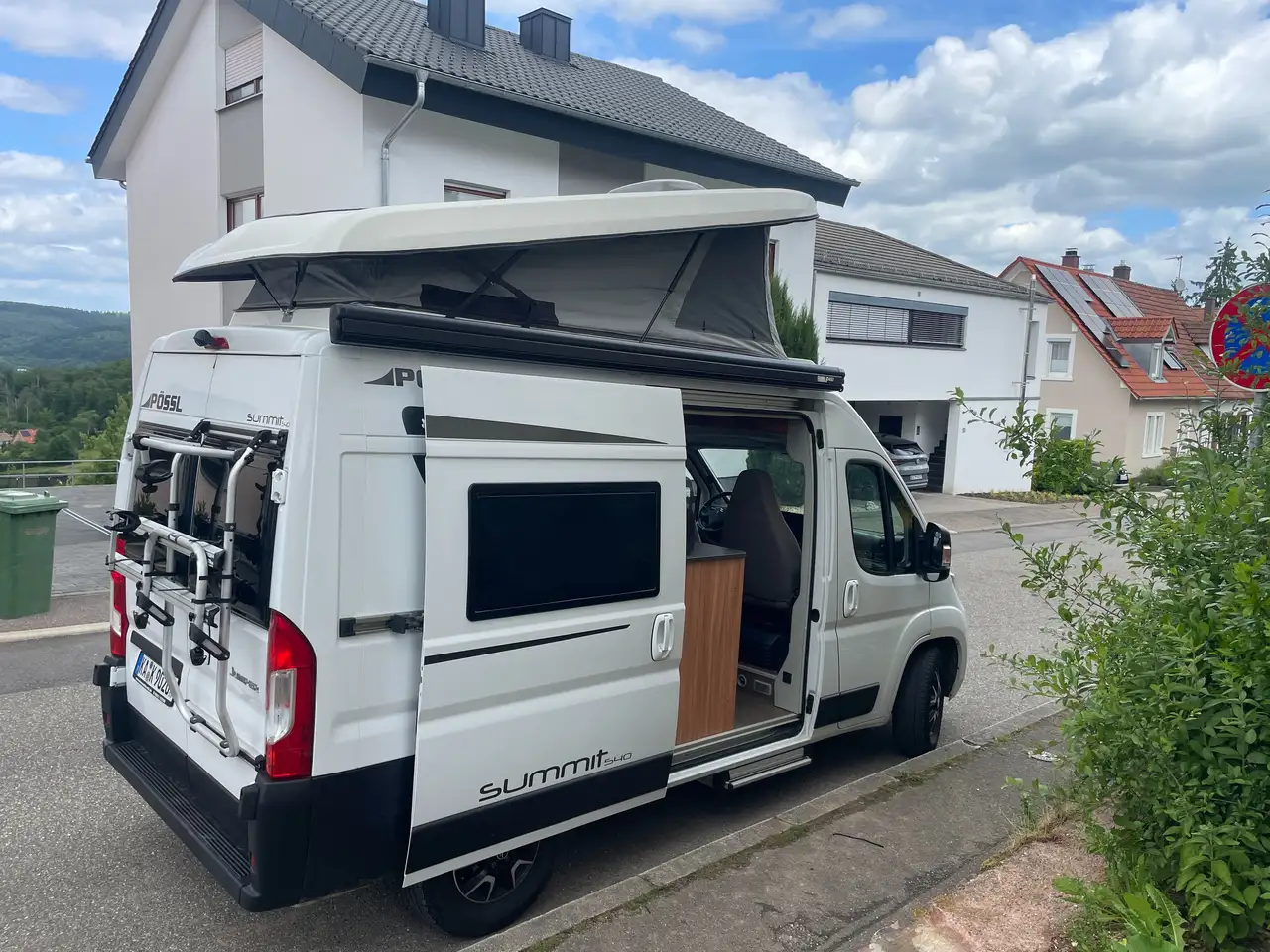 Caravans-Wohnm Pössl