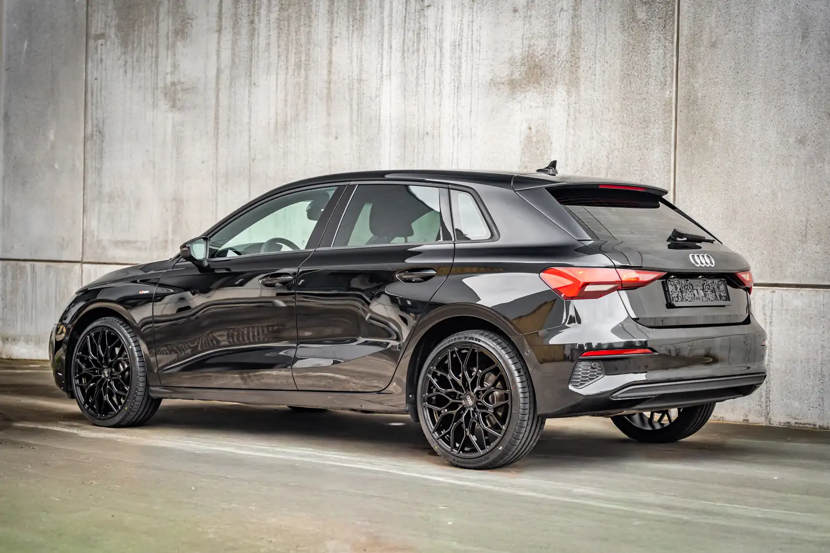 Audi A3 s-line** Look* Grijs - 2