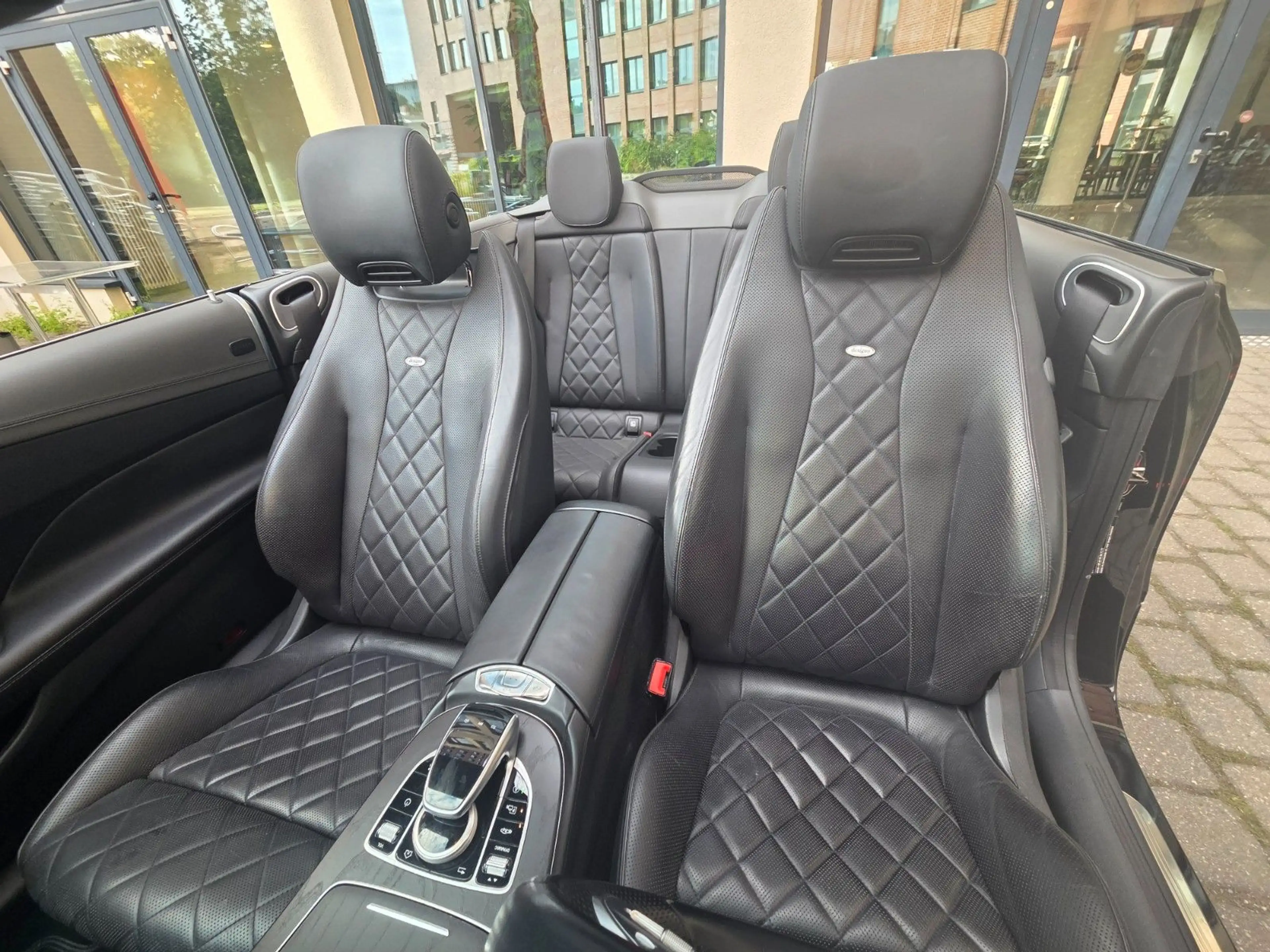 Mercedes-Benz E 400 d 4M Cabrio*AMG*AIRMATIC*DESIGNO*MASSAGE* — photo 14
