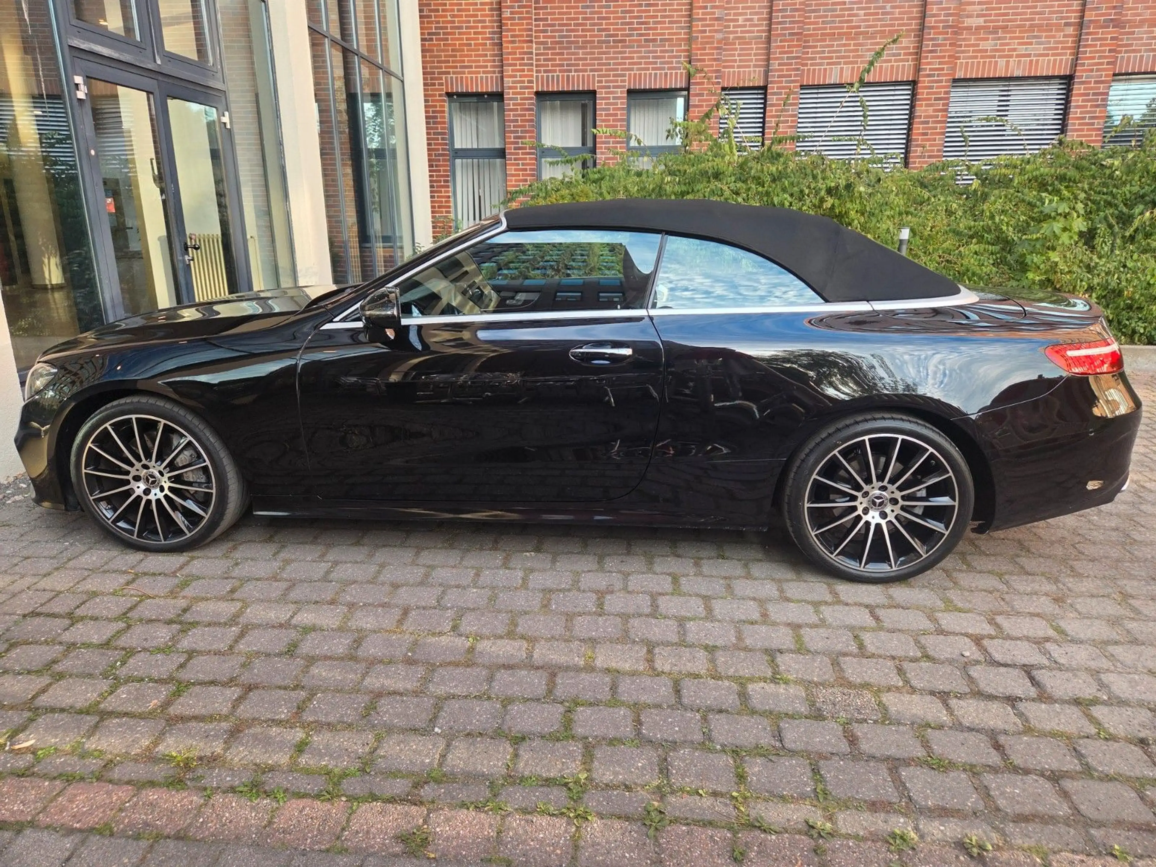 Mercedes-Benz E 400 d 4M Cabrio*AMG*AIRMATIC*DESIGNO*MASSAGE* — photo 9