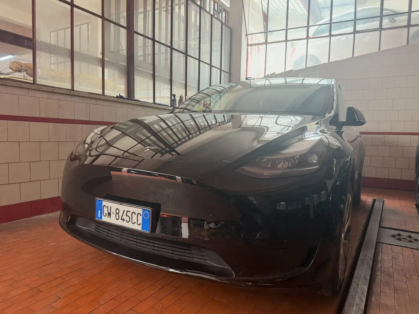 Tesla Model Y y rwd Nero - 1