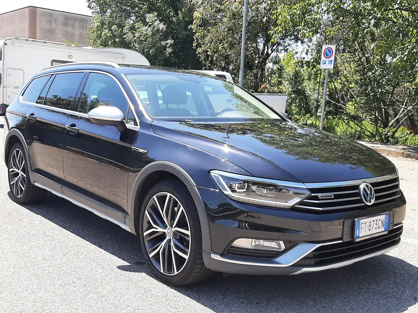 Volkswagen Passat Alltrack VIII 2.0 tdi 4motion 190cv dsg my18 Negro - 1