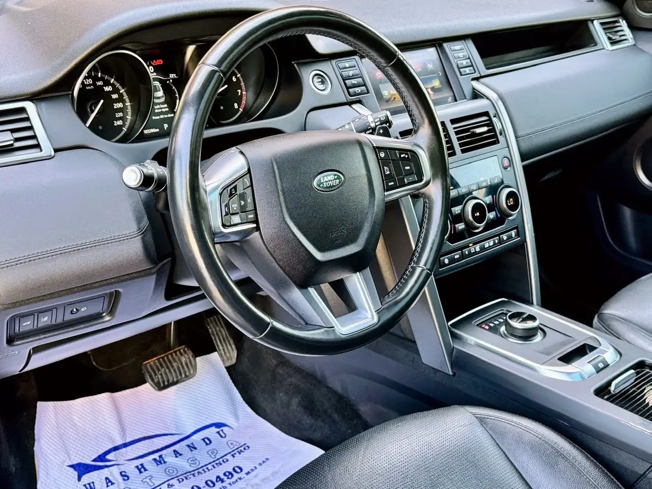 Land Rover Discovery Sport снимка Land Rover Discovery Sport