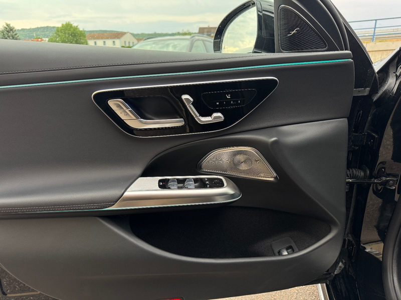 Mercedes-Benz E 220 d AMG Line Premium Pano HuD Burm 360 Digi — photo 14