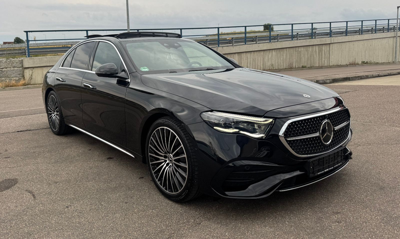 Mercedes-Benz E 220 d AMG Line Premium Pano HuD Burm 360 Digi — photo 4