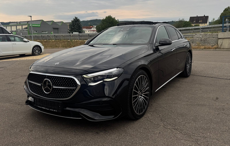 Mercedes-Benz E 220 d AMG Line Premium Pano HuD Burm 360 Digi — photo 2
