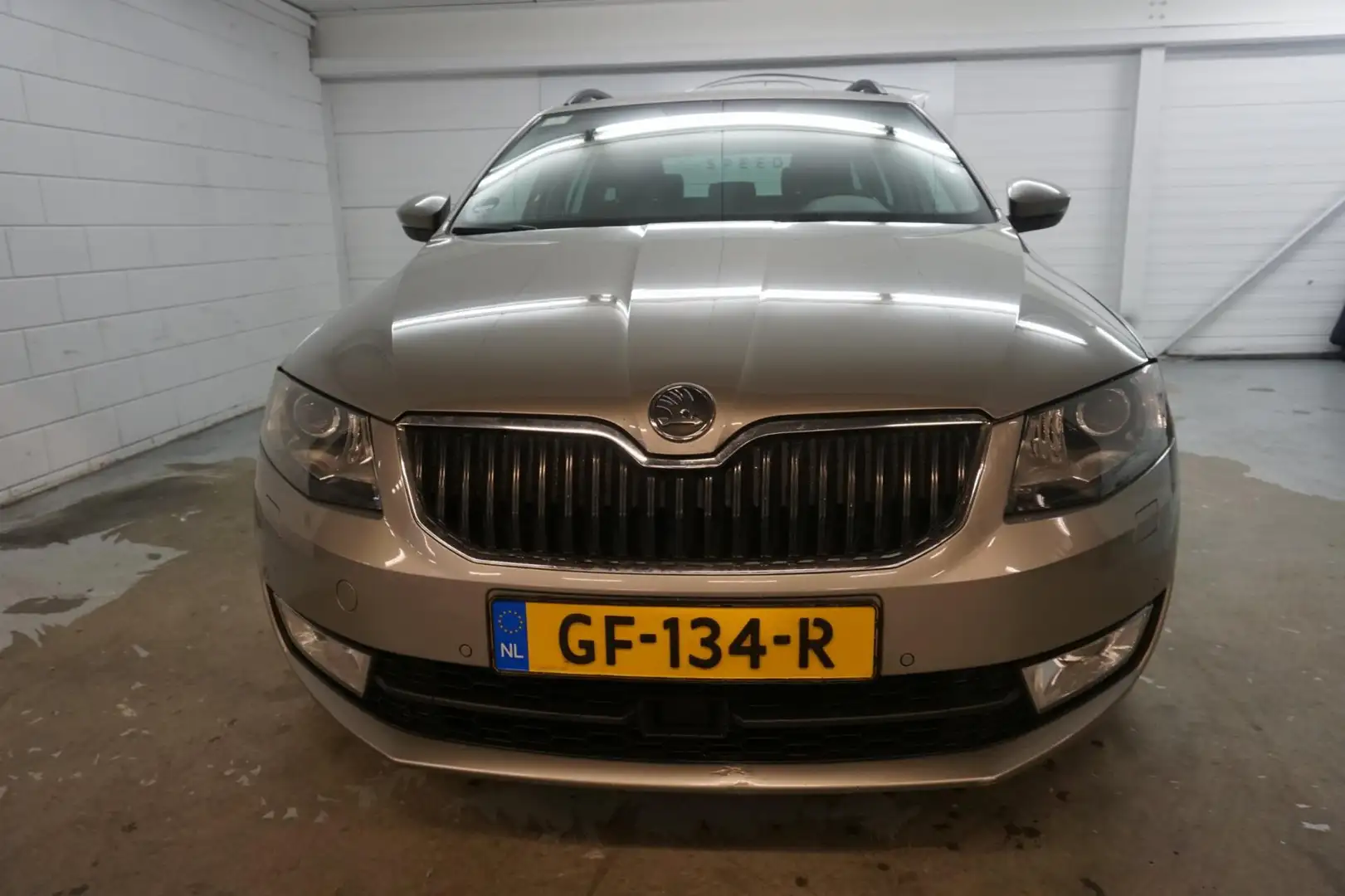 Skoda Octavia Combi 1.6 TDI Greentech Elegance 4X4 /NAVI / NAP / Grau - 2