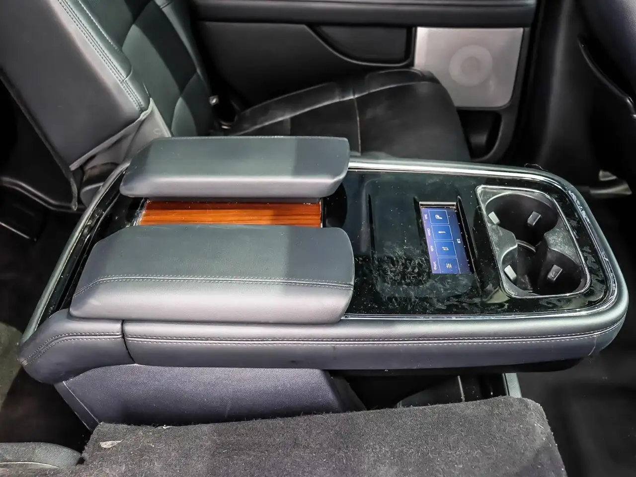 Lincoln Navigator снимка Lincoln Navigator