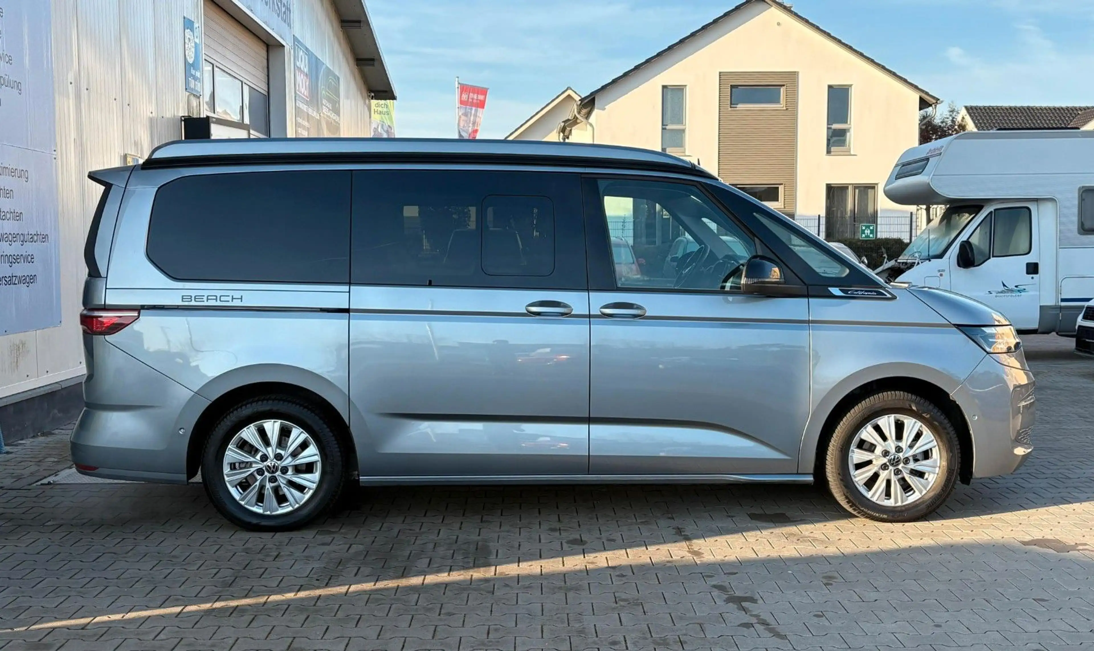 Volkswagen T7 California T7 2.0TDI California Beach Camper AHK — photo 6