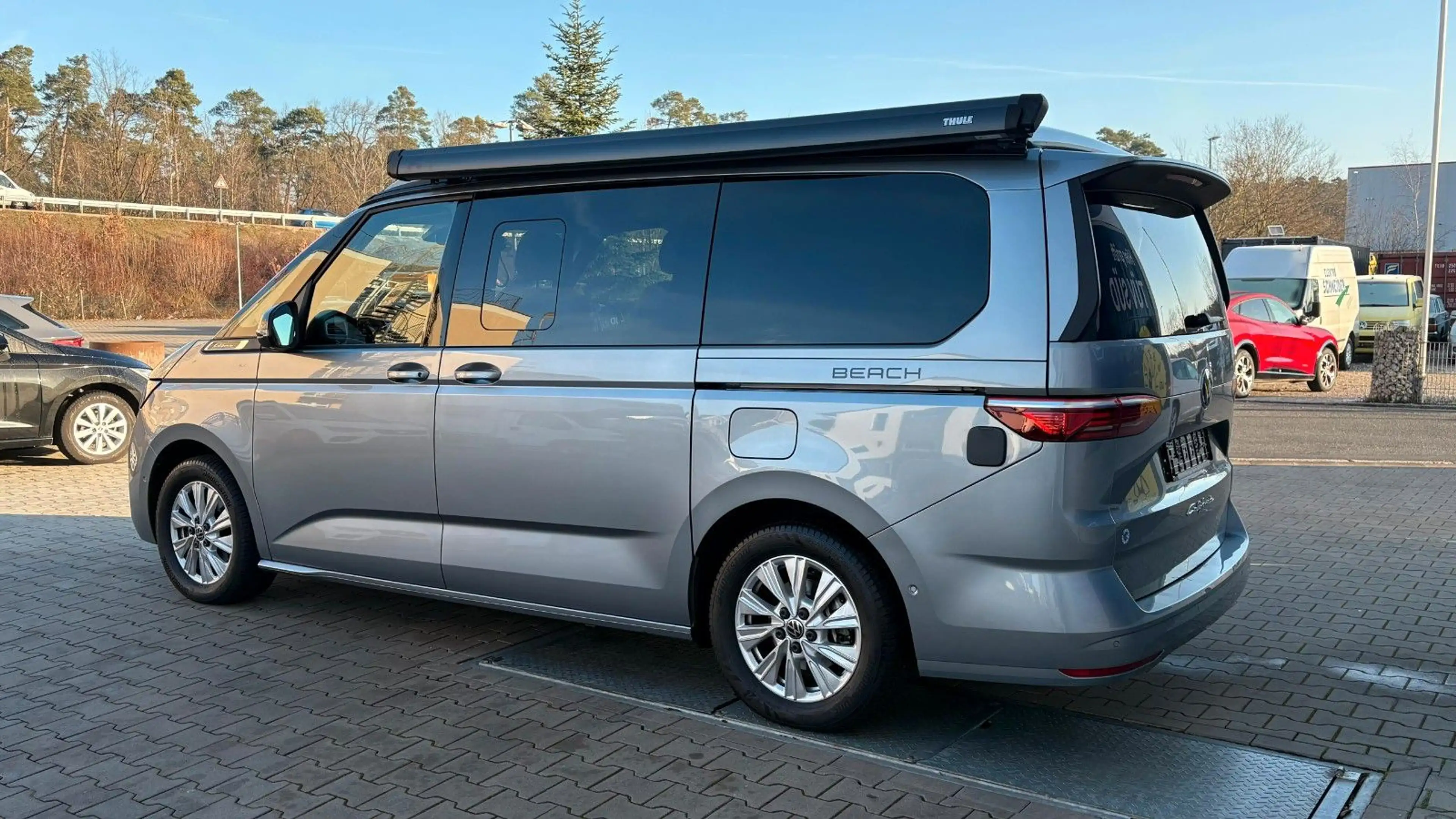 Volkswagen T7 California T7 2.0TDI California Beach Camper AHK — photo 9