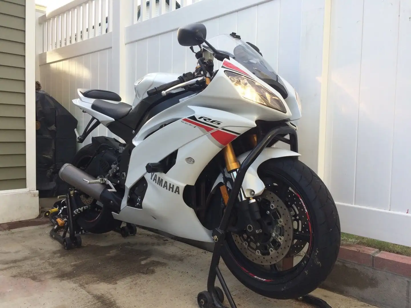 Yamaha YZF 600 R6 Weiß - 2