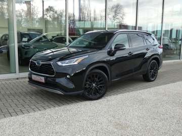 Hybrid AWD Premium Plus 7PL +Trekhaak +PANO