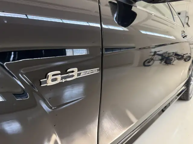 Mercedes-Benz C 63 AMG Coupe auto