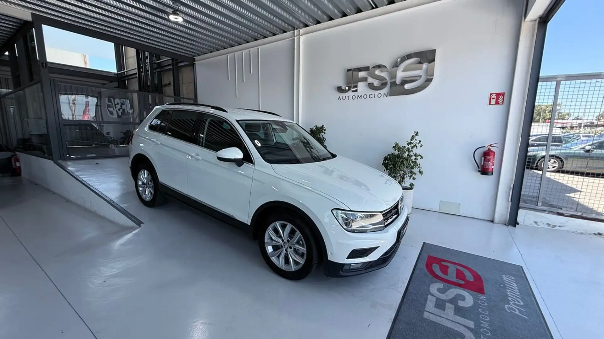 Volkswagen Tiguan 2.0TDI Advance 110kW (4.75) Blanc - 2