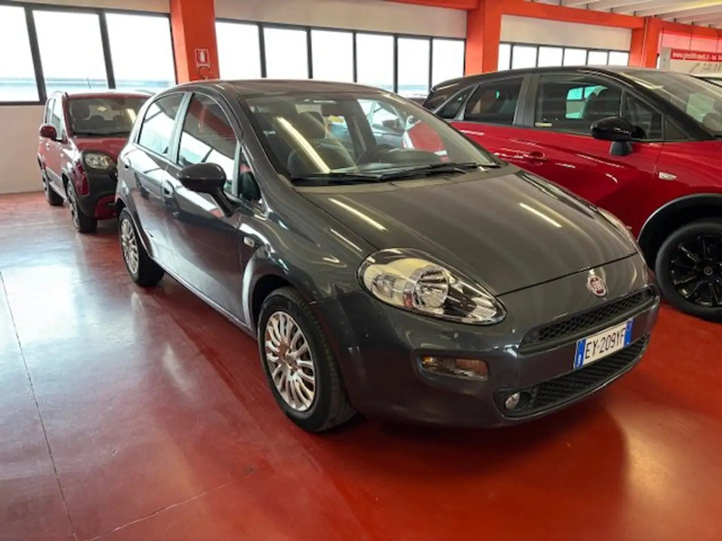 Fiat Punto Punto 1.3 MJT II 75 CV 5 porte Street Grigio - 2