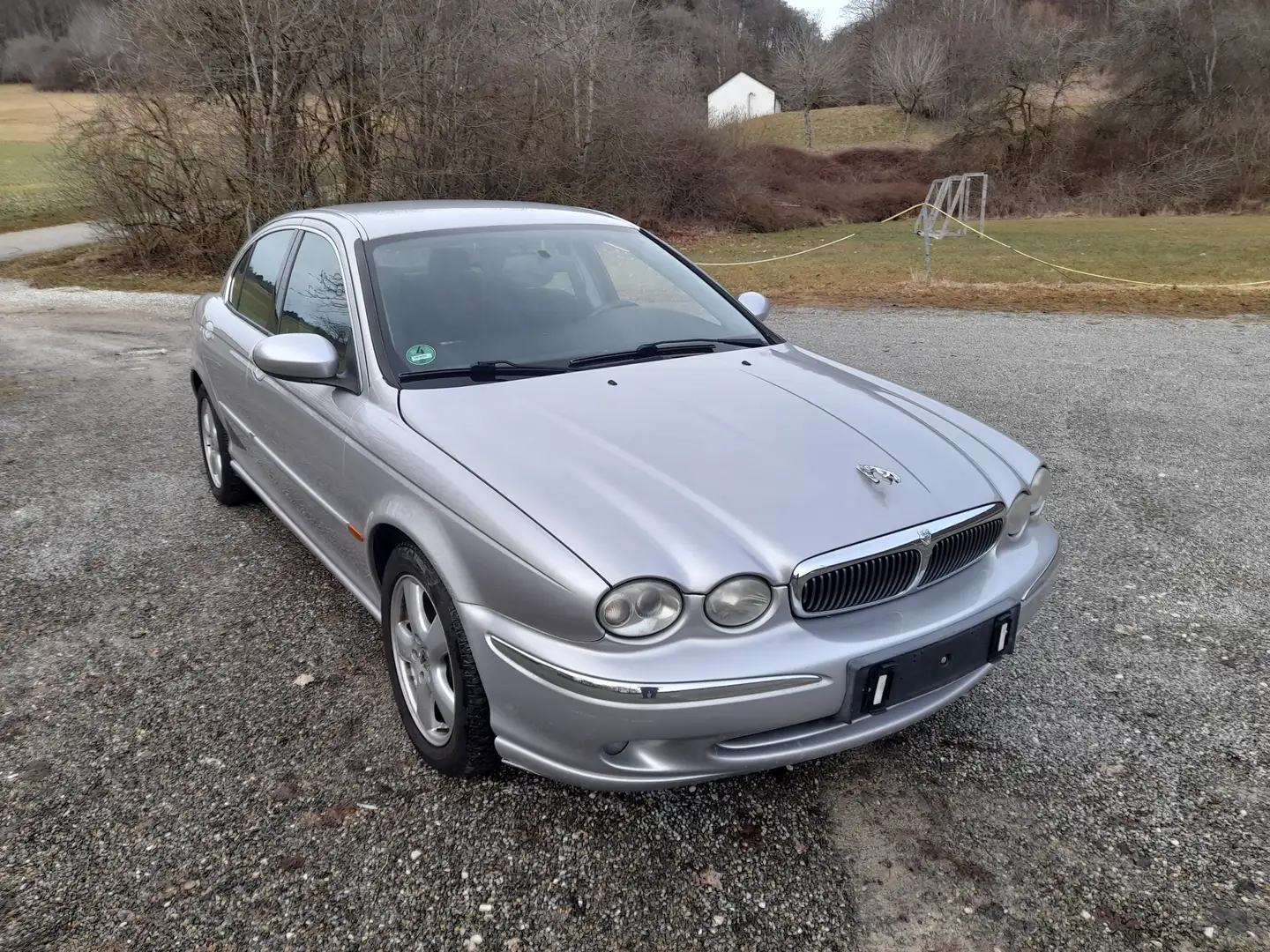 Jaguar X-Type 2.0 V6 OHNE TÜV Silber - 1